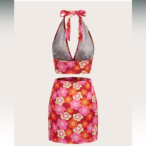 Verdusa halter and skirt set - Picture 4 of 5